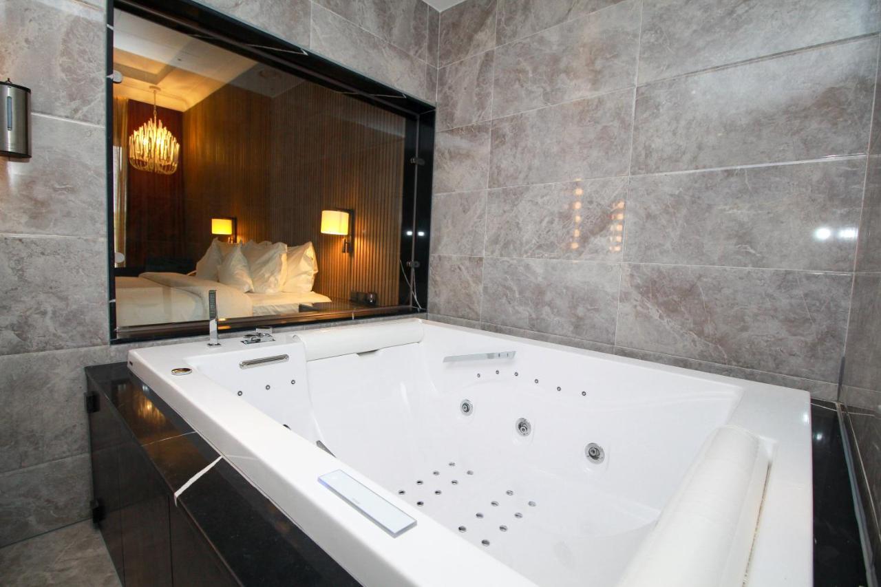 D'Avenue Boutique Hotel Accra Haatso Bagian luar foto